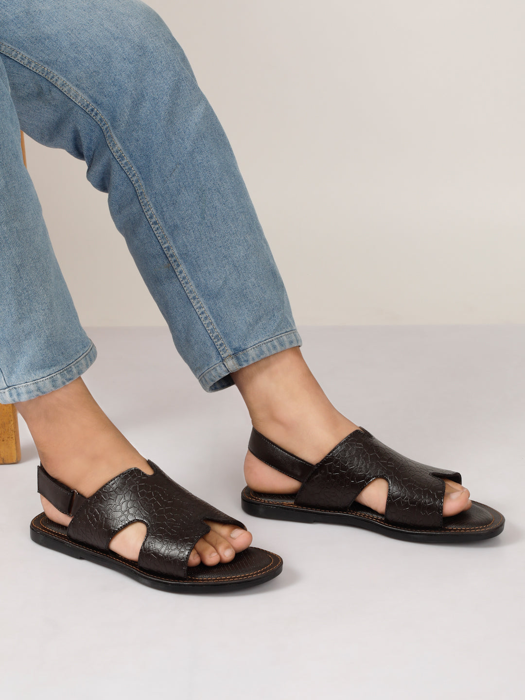 Kosher Brown Men's formal sandal